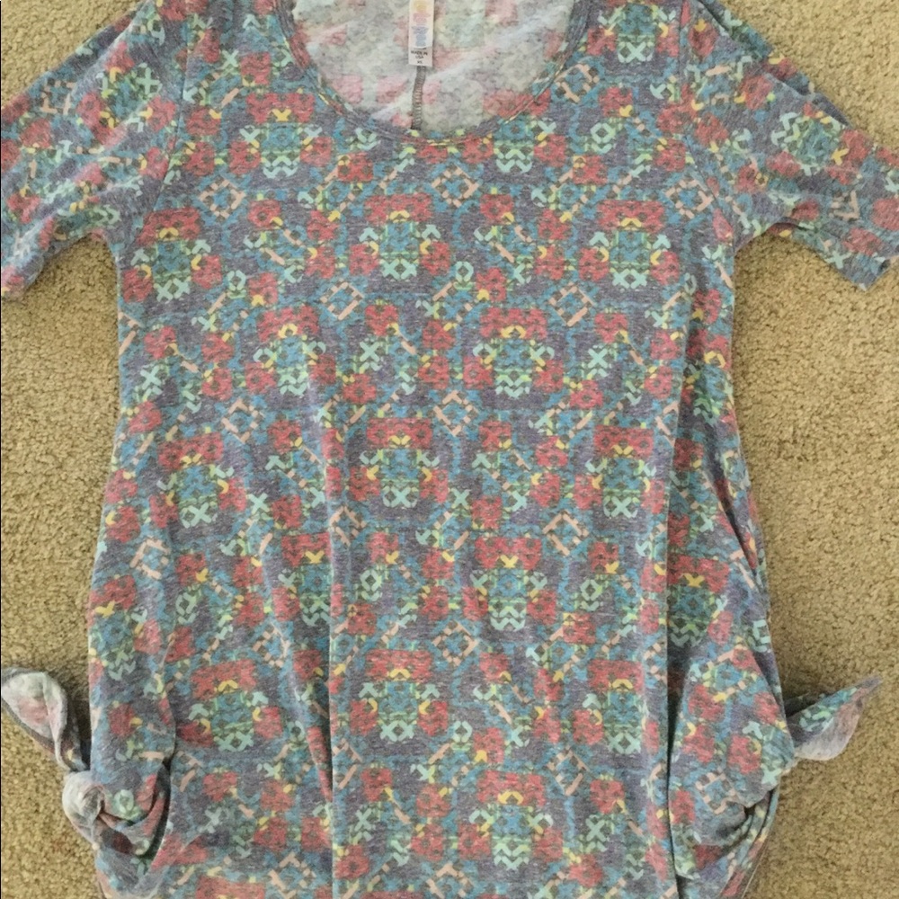 Lularoe perfect tee size XS